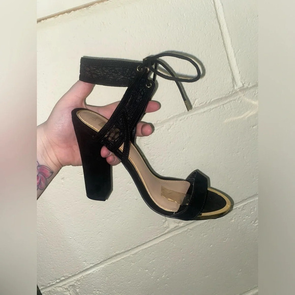 Women’s Disney x call it spring Alice through the looking glass  womens heels - Picture 6 of 17